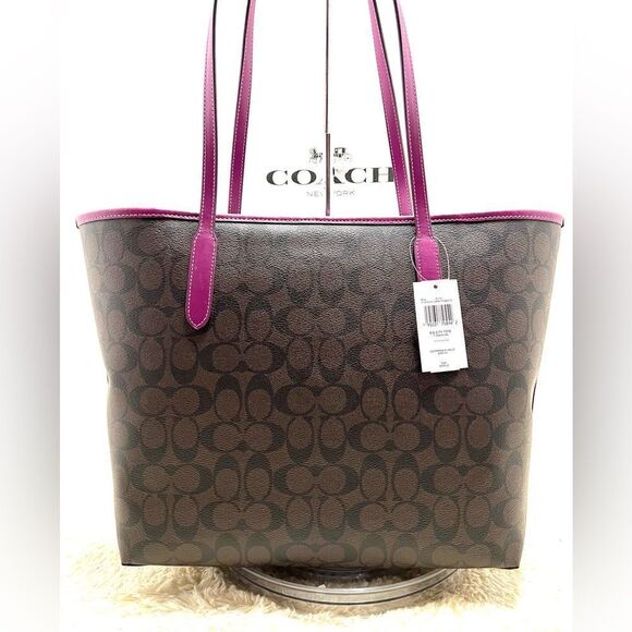 🍀🌷NWT! | Coach City Tote Handbag Signature Canvas Msrp:$398.00 - Picture 2 of 12